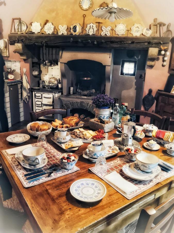 B&B Dove Comincia La Bella Italia Beura ภายนอก รูปภาพ